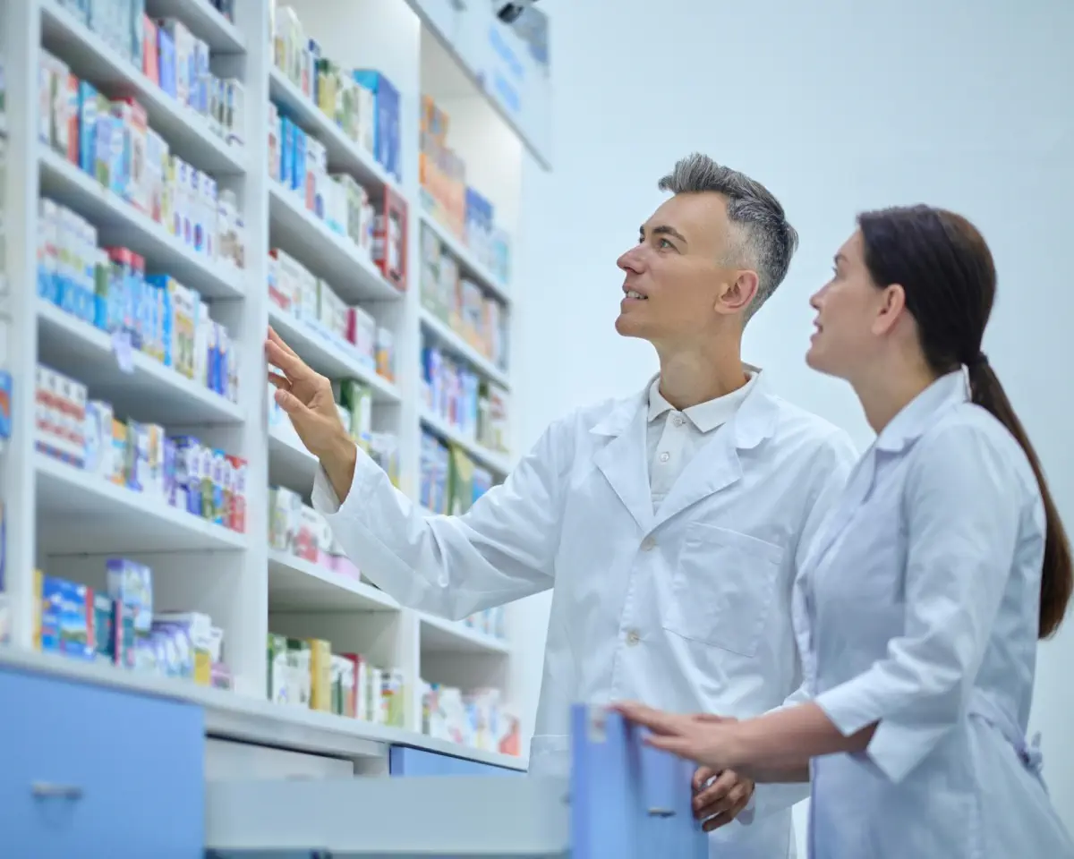 Fusión de dos gigantes del retail farmacéutico.